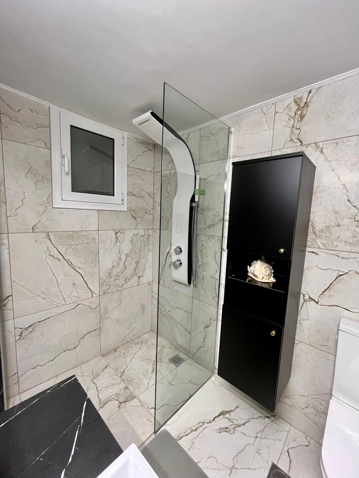 Emerald Luxury Apartments - Ath Airport Spáta 외부 사진